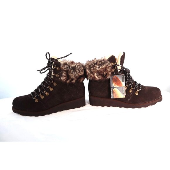 BearPaw  Dark Brown Suede Winter Hiking Ankle Boots with Lace Up Design Size 10 - Picture 4 of 8